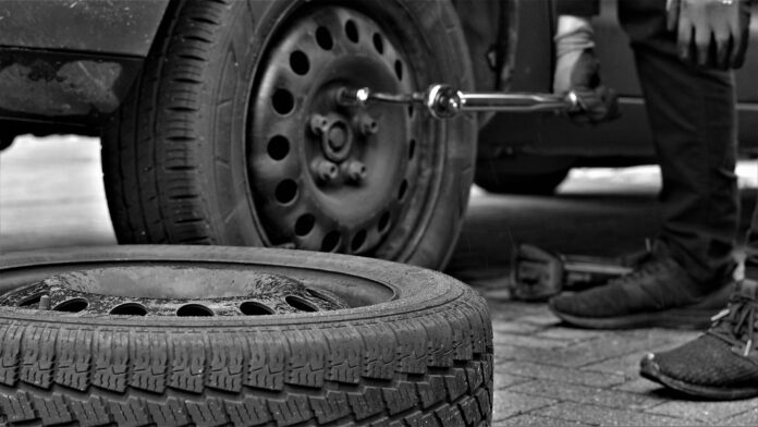 winter-tires-4664205_1920 Jak dbać o doskonałą kondycję opon