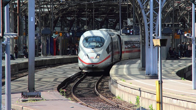 Czym odtłuścić lakier pod naklejkę? Czym odtłuścić lakier pod naklejkę?