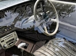 Ile waży Nissan Pathfinder?